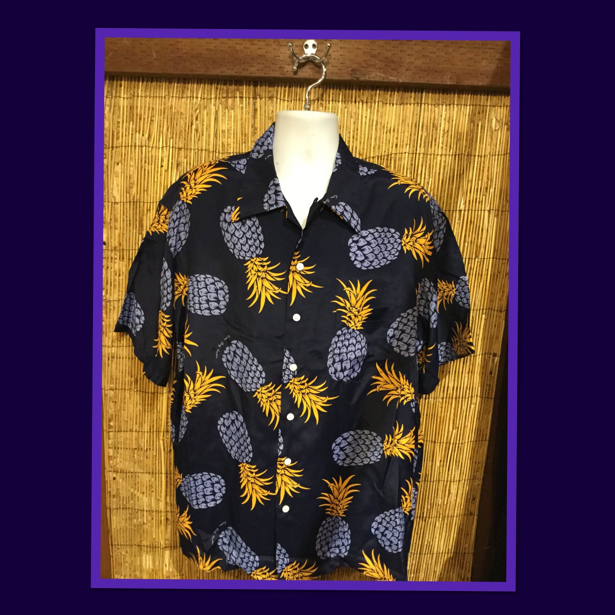 1940’s vintage reproduction rayon Kona Bay Hawaiian shirt Currently available in sizes medium, large, X large
