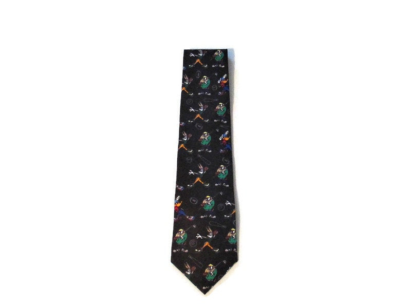 1990&#39;s Looney Tunes Necktie Vintage 1997 Warner Bros Bugs Bunny Daffy Duck Taz Sports Themed Tie