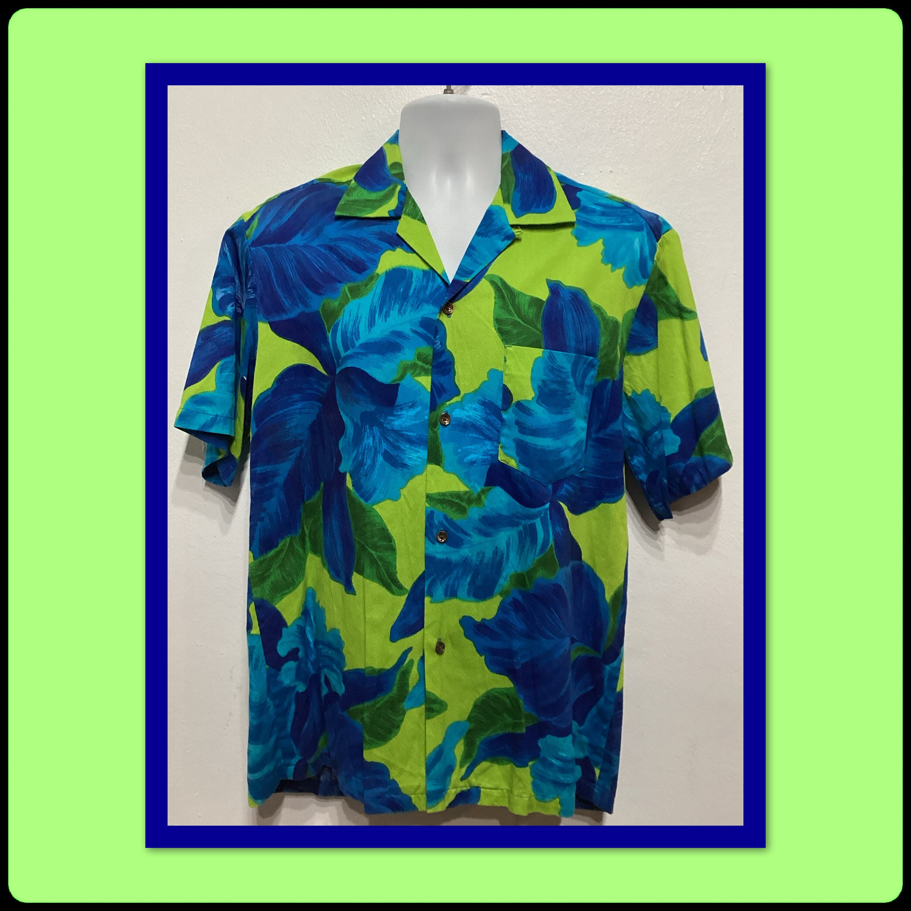 1960s Vintage psychedelic tiki style Hawaiian shirt