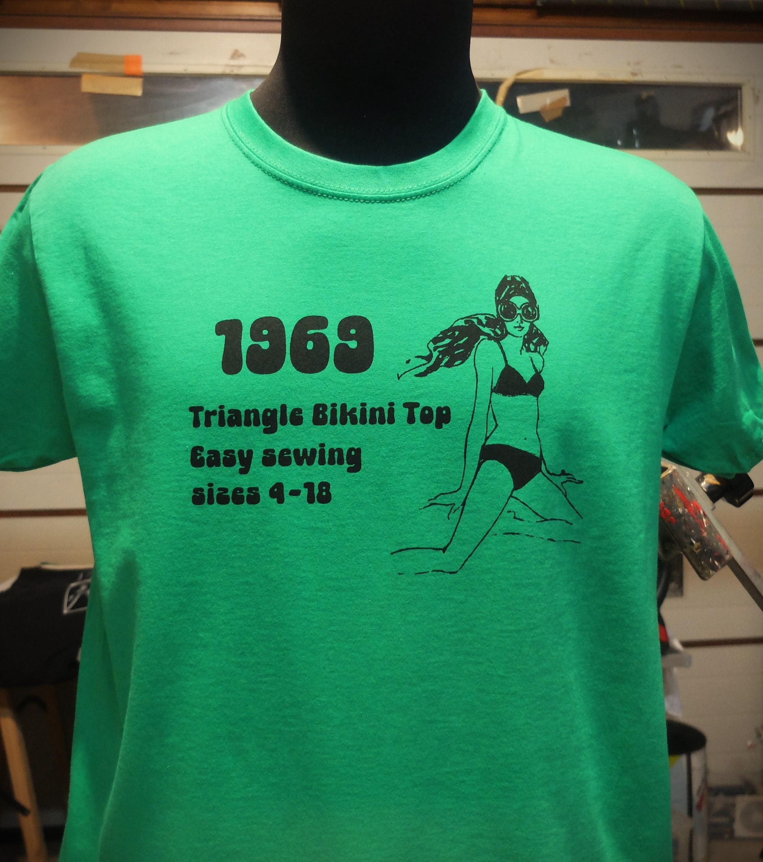 1969 vintage model beach T SHIRT