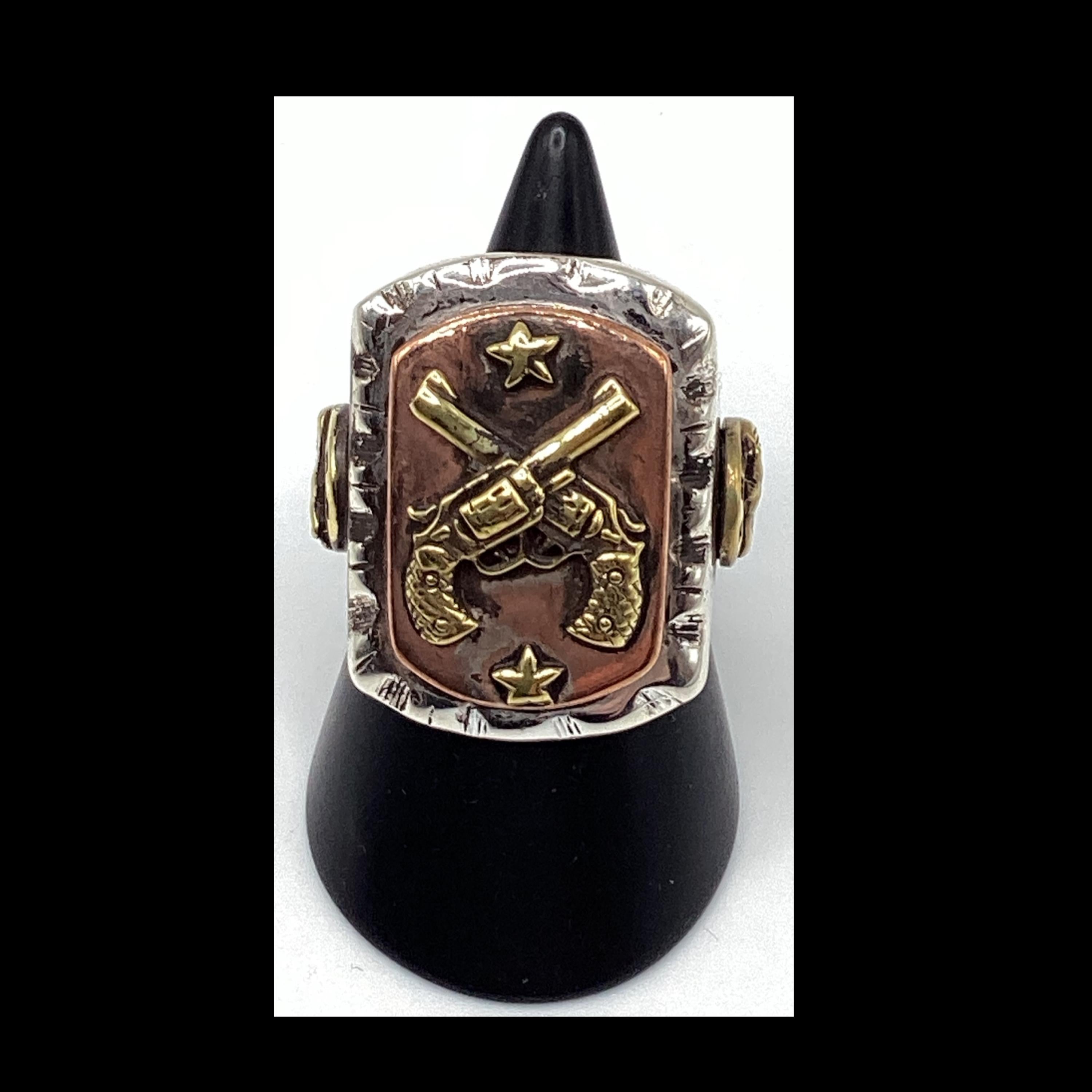 1940&#39;s/50&#39;s vintage inspired Mexican biker novelty rectangle shape &quot;Pistols crossed&quot; ring by SWS of London Jewelry.