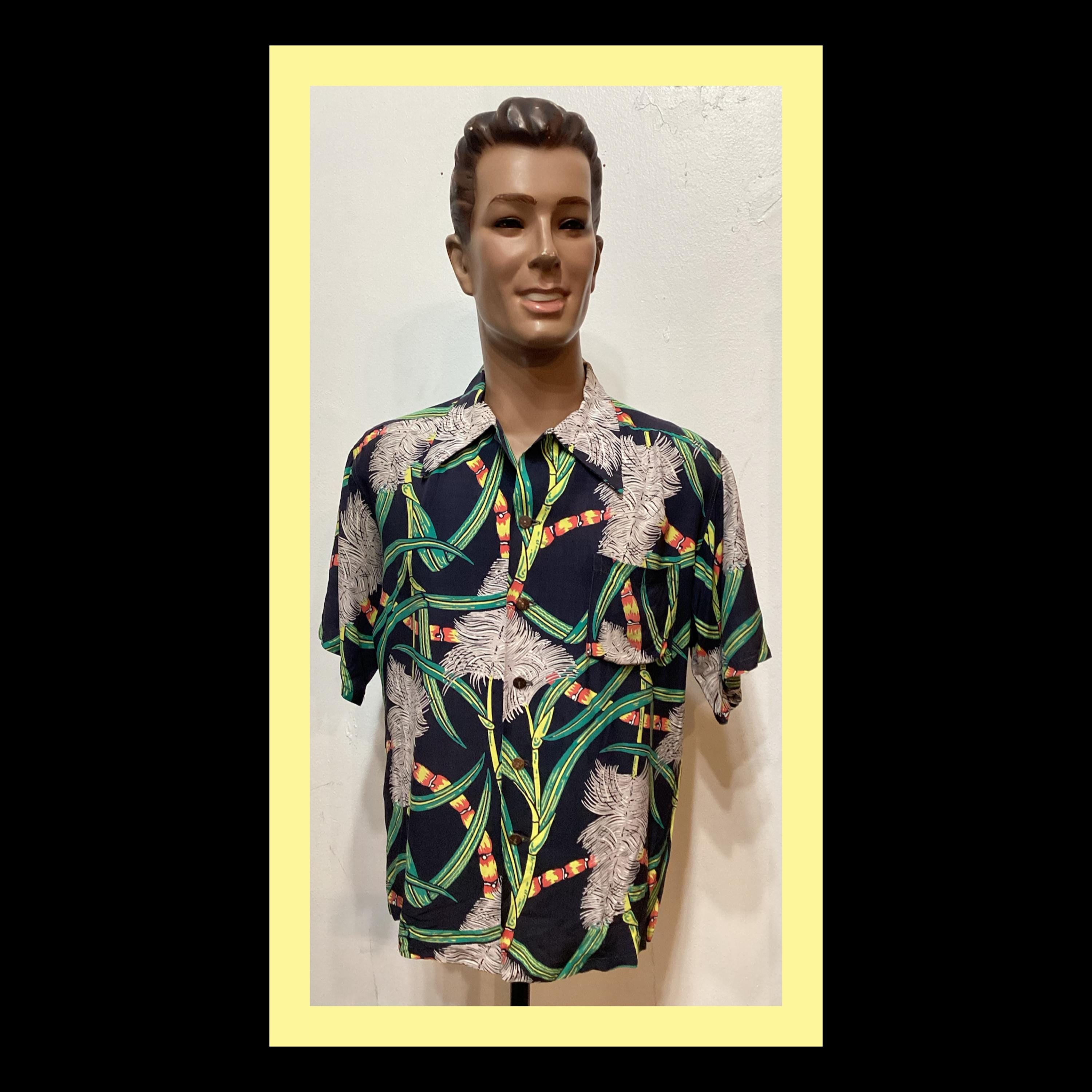 1940&#39;s rayon Hawaiian shirt by Malihini.
